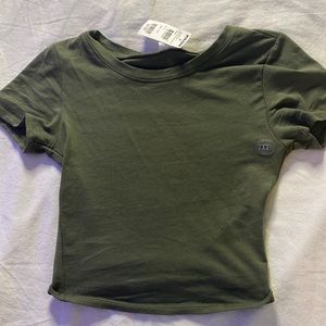 Tillys green cropped tee